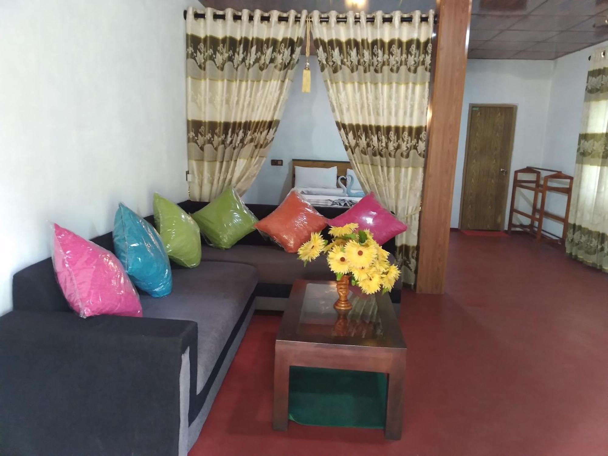 Soma Cabana, Homestay & Restaurant Tangalle Exterior foto