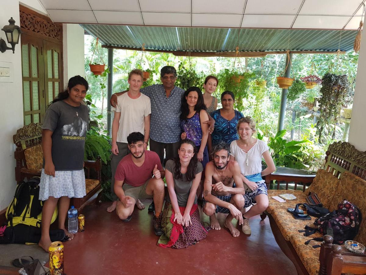 Soma Cabana, Homestay & Restaurant Tangalle Exterior foto
